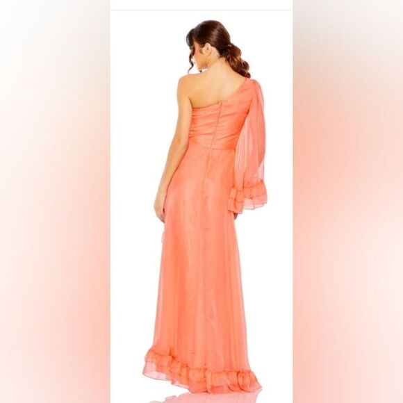 Mac Duggal ONE SLEEVE RUFFLED HEM GOWN NWT size 2 Coral (55924) - Picture 2 of 6